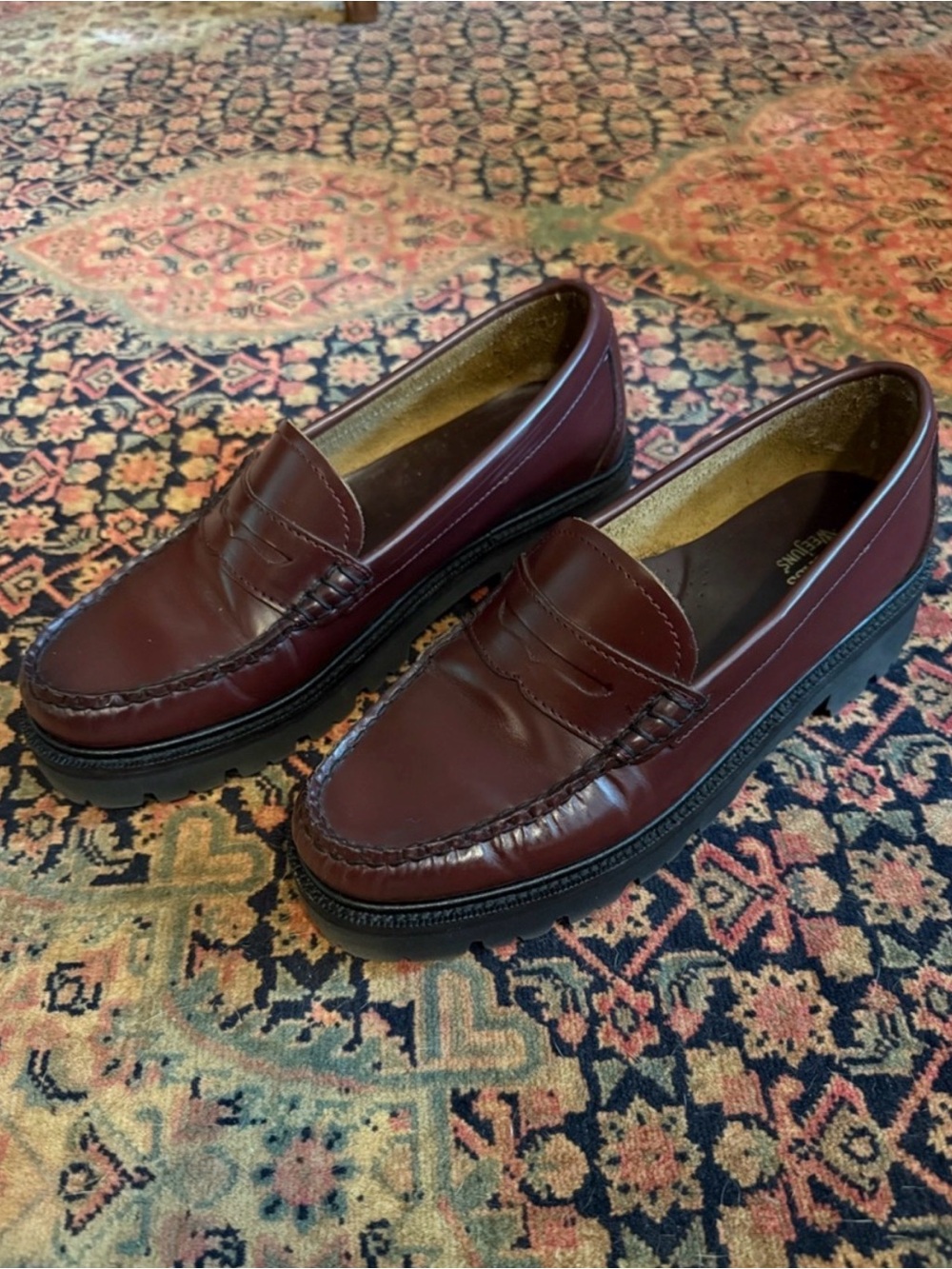 G.H. BASS & Co Weejuns Whitney Super Lug Loafers - Wine - Size US 8 / EU 39